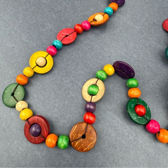 Colorful Wooden Beaded Necklace - Picture 5 of 11